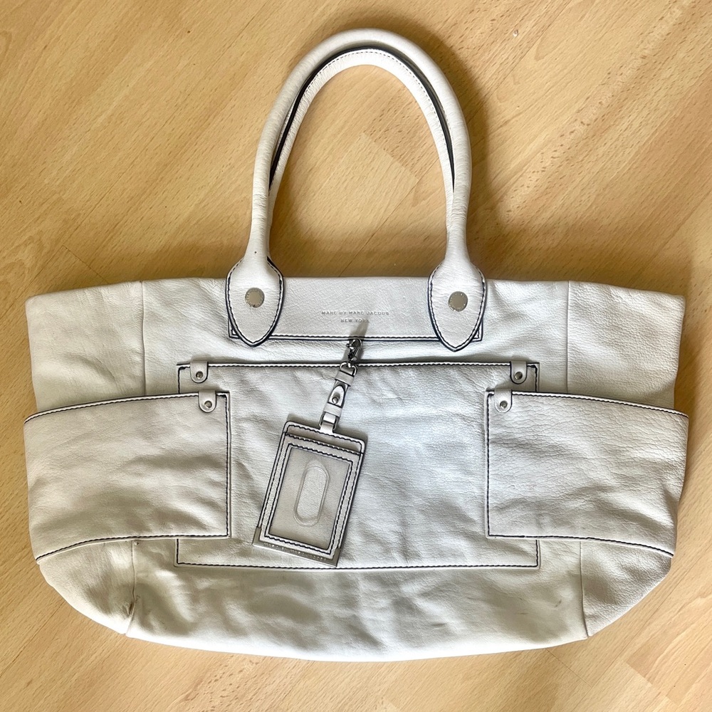MARC by MARC JACOBS White 100% Lamb Leather Carry All Tote Bag